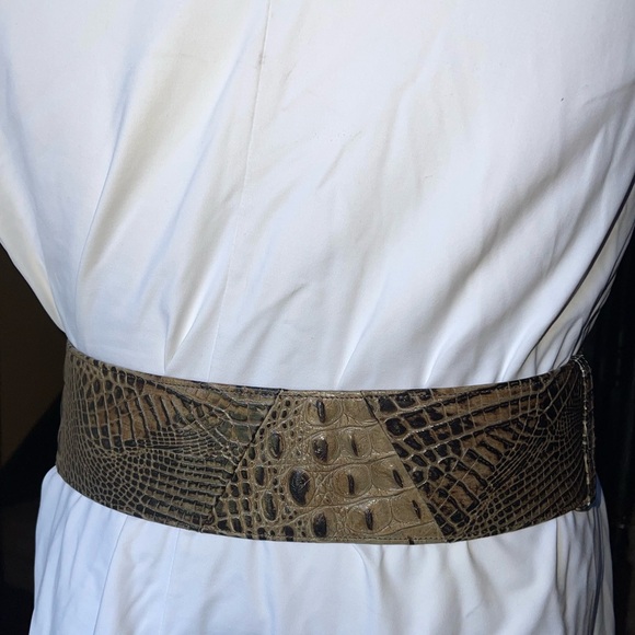 Leather crocodile 🐊 print belt by Miss Mak Couture Designs. Size L Genuine - Picture 7 of 12